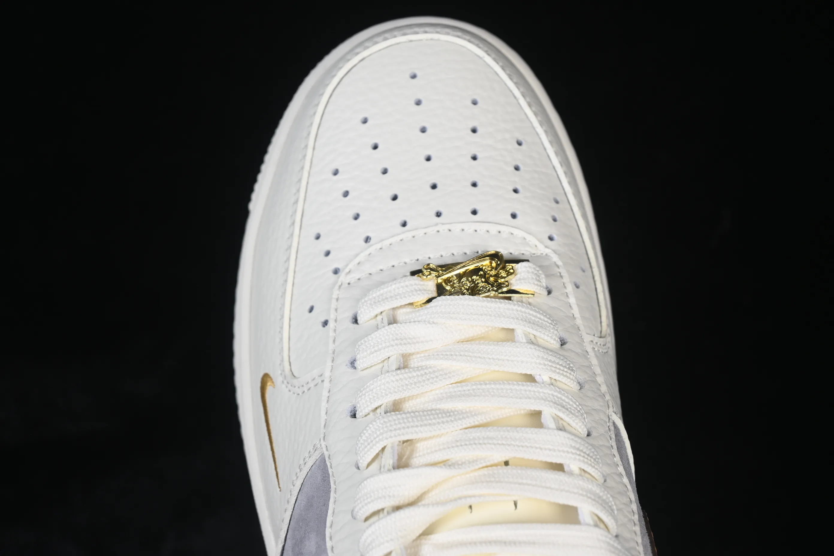 All categories Nk Air Force 1 Air Force series Nk Air Force 1 Low Air Force low-top Nike Air Force 1'07 Low Year of the Horse joint beige brown gold Air Force 1 low-top casual sneakers FQ7637-001